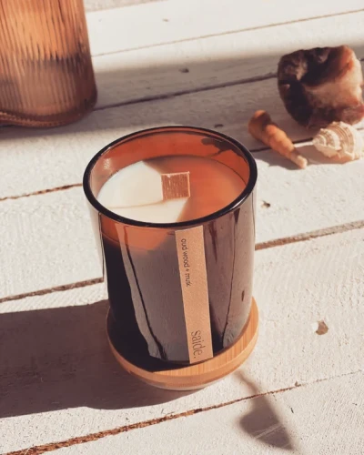 Saide amber wood wick soy candle